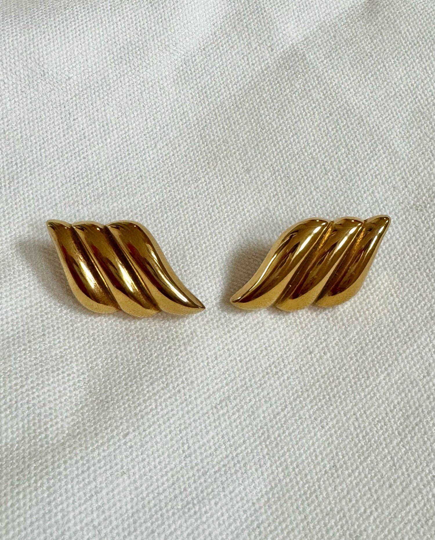 Vintage Gold Wing Earrings